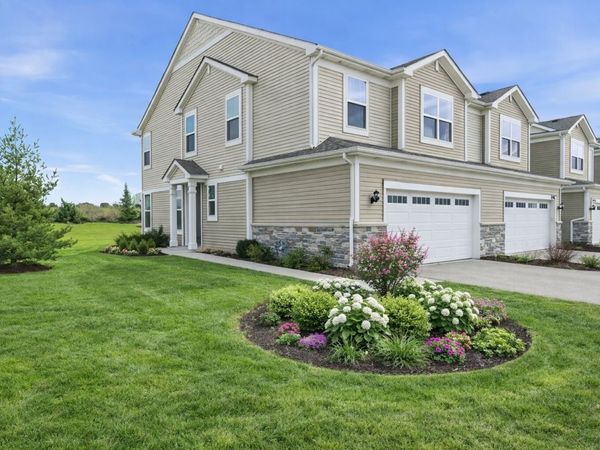 1040 Moraine Drive, South Elgin, IL 60177