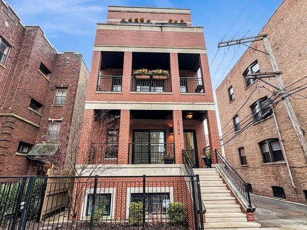 2744 N Mildred Avenue, Unit 2, Chicago, IL 60614