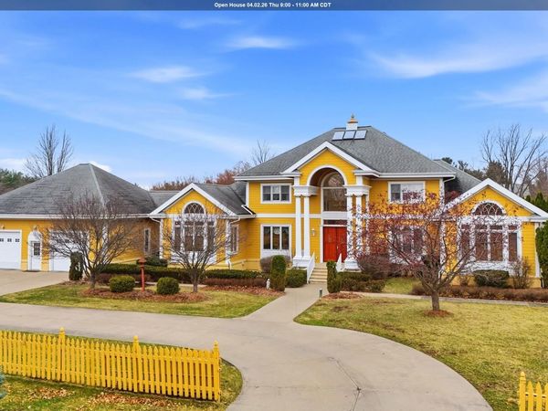 1105 Lakeview Drive, Fairfield, IA 52556