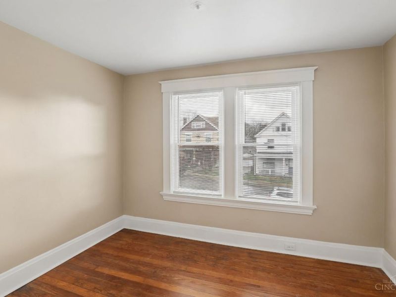 607 Hawthorne Avenue, Cincinnati, OH 45205 Photo 13