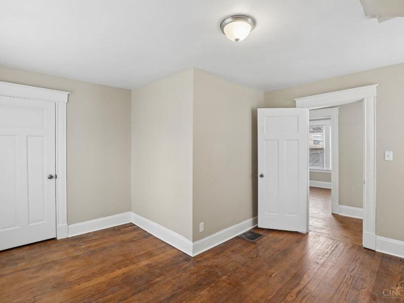 607 Hawthorne Avenue, Cincinnati, OH 45205 Photo 20
