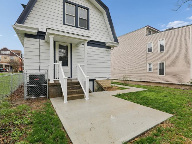 607 Hawthorne Avenue, Cincinnati, OH 45205 Photo 23