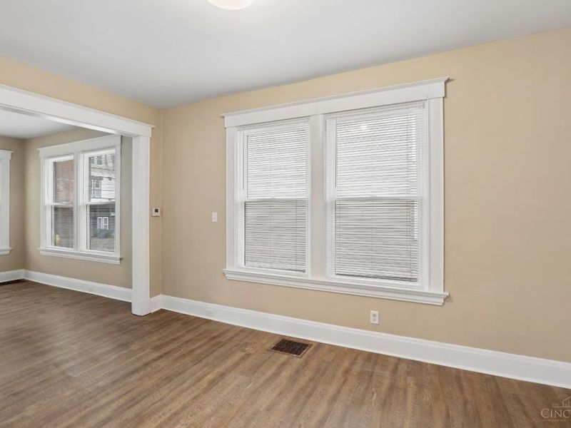 607 Hawthorne Avenue, Cincinnati, OH 45205 Photo 8