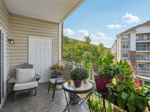 2217 Warrens Way, Wanaque, NJ 07465