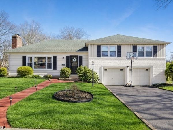 500 E Valley View Ave, Hackettstown, NJ 07840