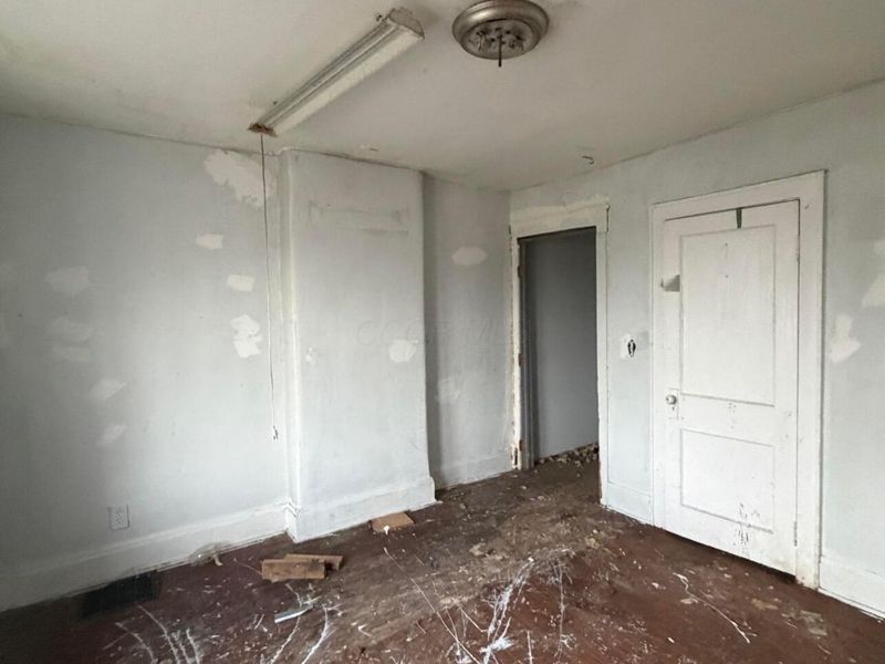 253 N Ogden Avenue , Columbus, OH 43204 Photo 9