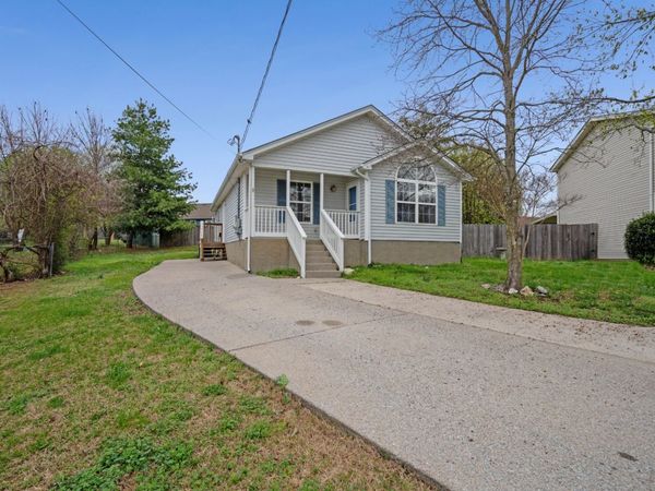 604 Hugh Duffy Cv, La Vergne, TN 37086