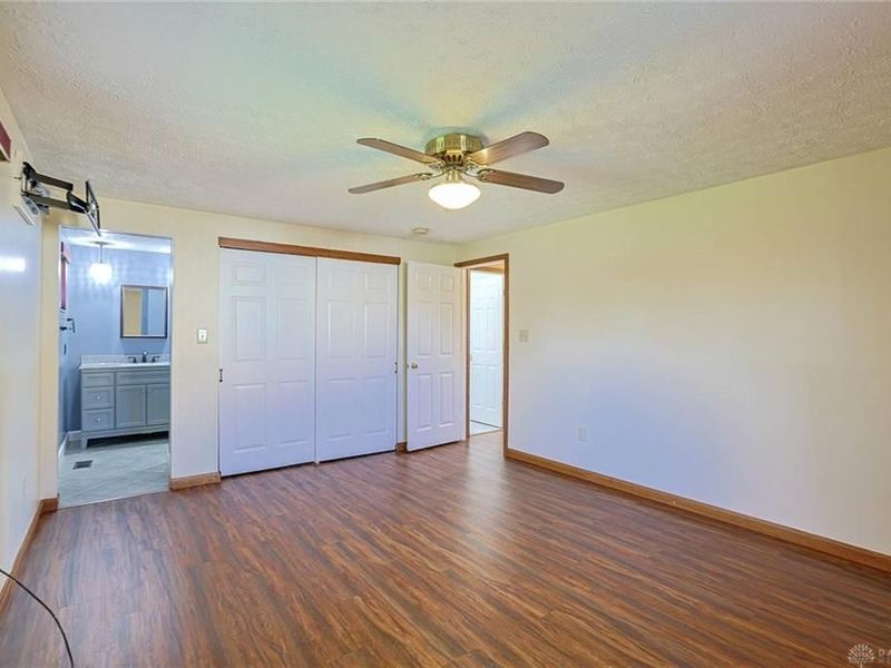 211 Katy Lane, Englewood, OH 45322 Photo 13