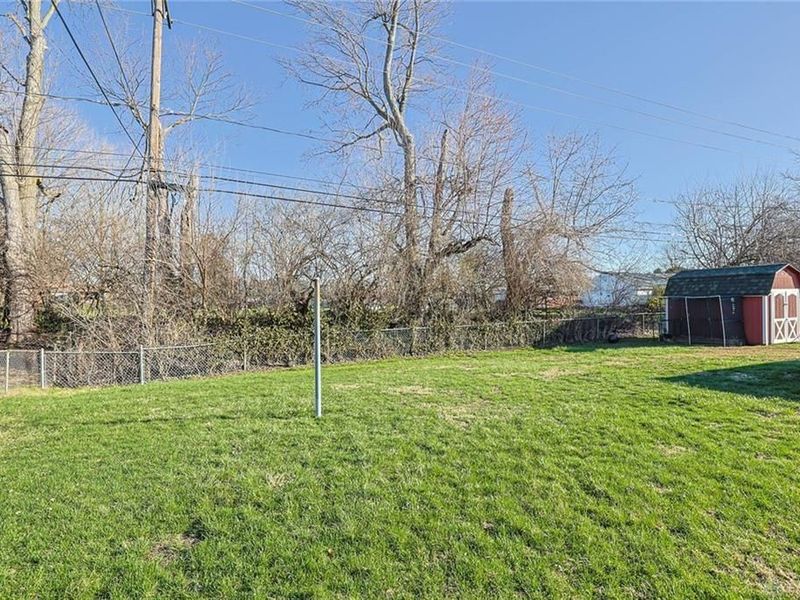 211 Katy Lane, Englewood, OH 45322 Photo 23