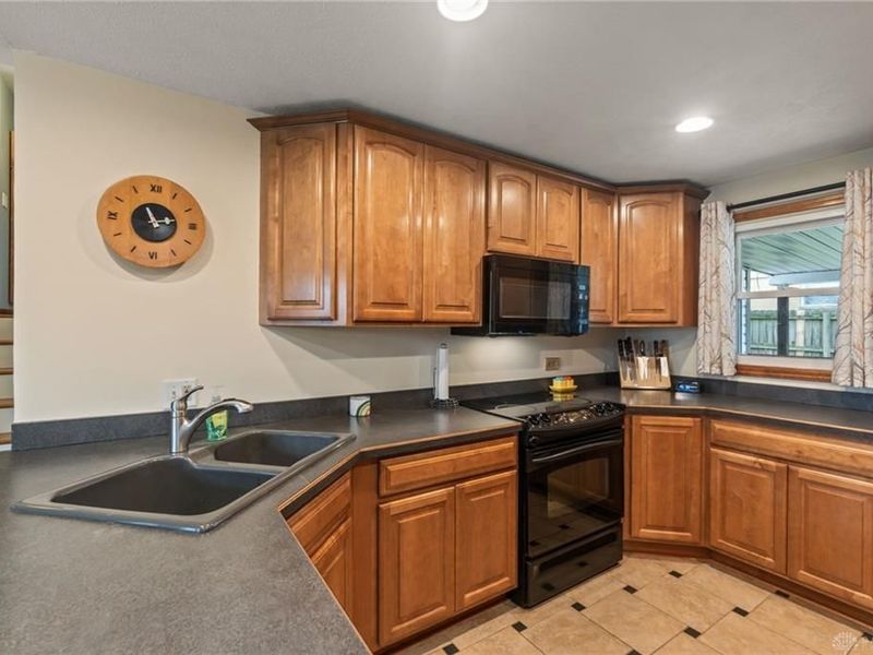 1004 Neri Avenue, Vandalia, OH 45377 Photo 10