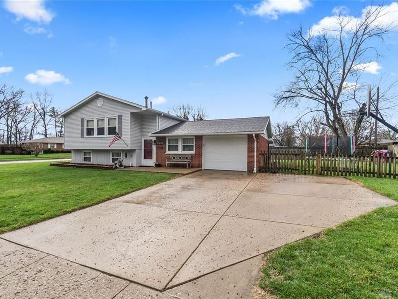 1004 Neri Avenue, Vandalia, OH 45377 Photo 2