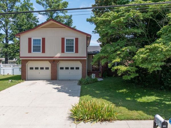 2103 Bideford Drive SW, Huntsville, AL 35803