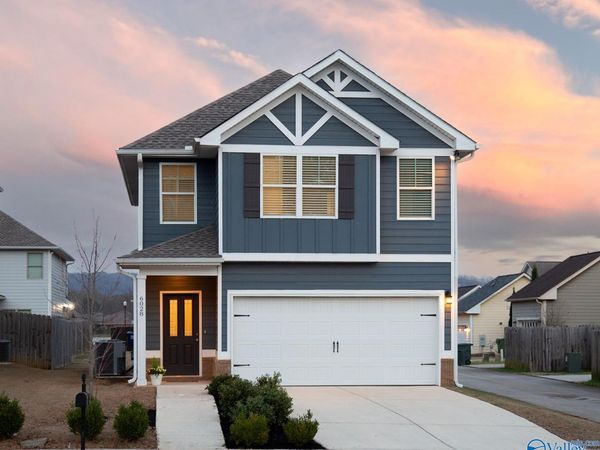 6028 Barringer Court NW, Huntsville, AL 35806