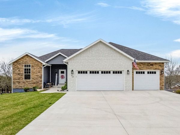 35 Silver Sunset Lane, Kimberling City, MO 65686