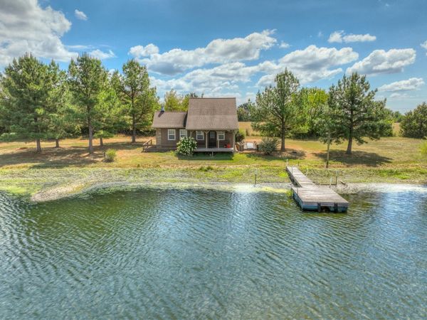 5516 Panda Road, Diamond, MO 64840