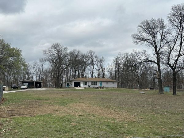 13206 State Highway V, Diamond, MO 64840