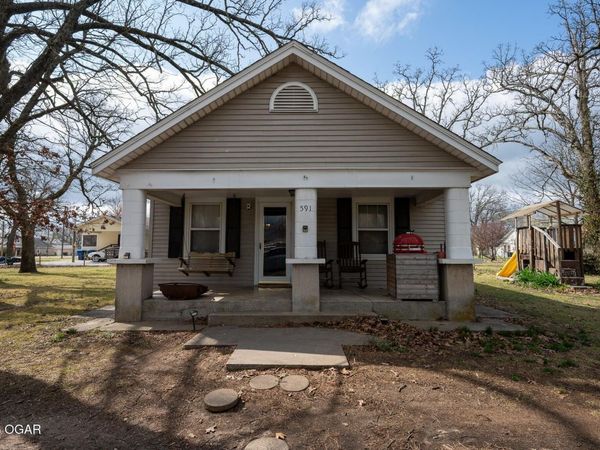 591 W Neosho Street, Granby, MO 64844