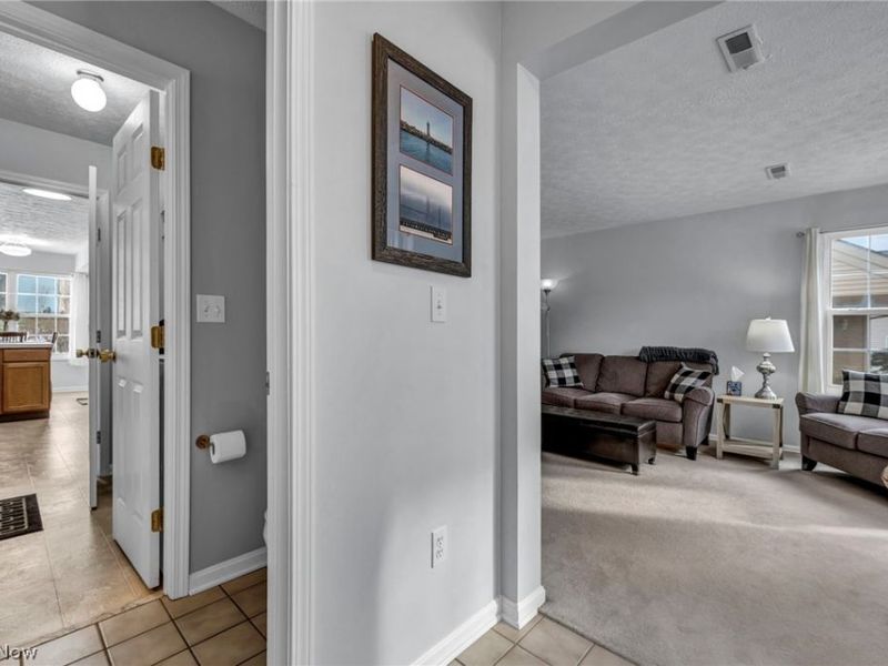 8319 Robinwood Terrace , Macedonia, OH 44056 Photo 6