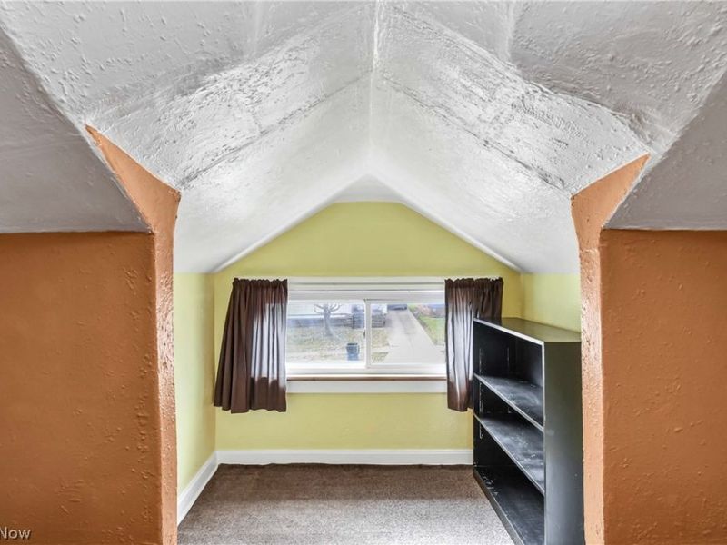 7510 Manhattan Avenue, Parma, OH 44129 Photo 28