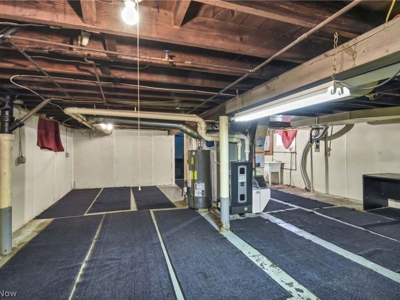 7510 Manhattan Avenue, Parma, OH 44129 Photo 30