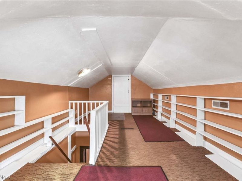 7510 Manhattan Avenue, Parma, OH 44129 Photo 4