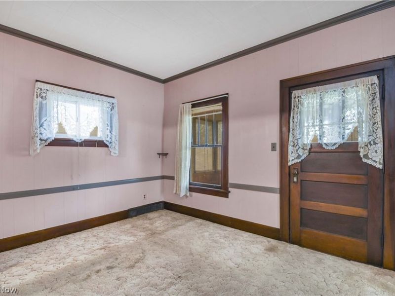 7510 Manhattan Avenue, Parma, OH 44129 Photo 7