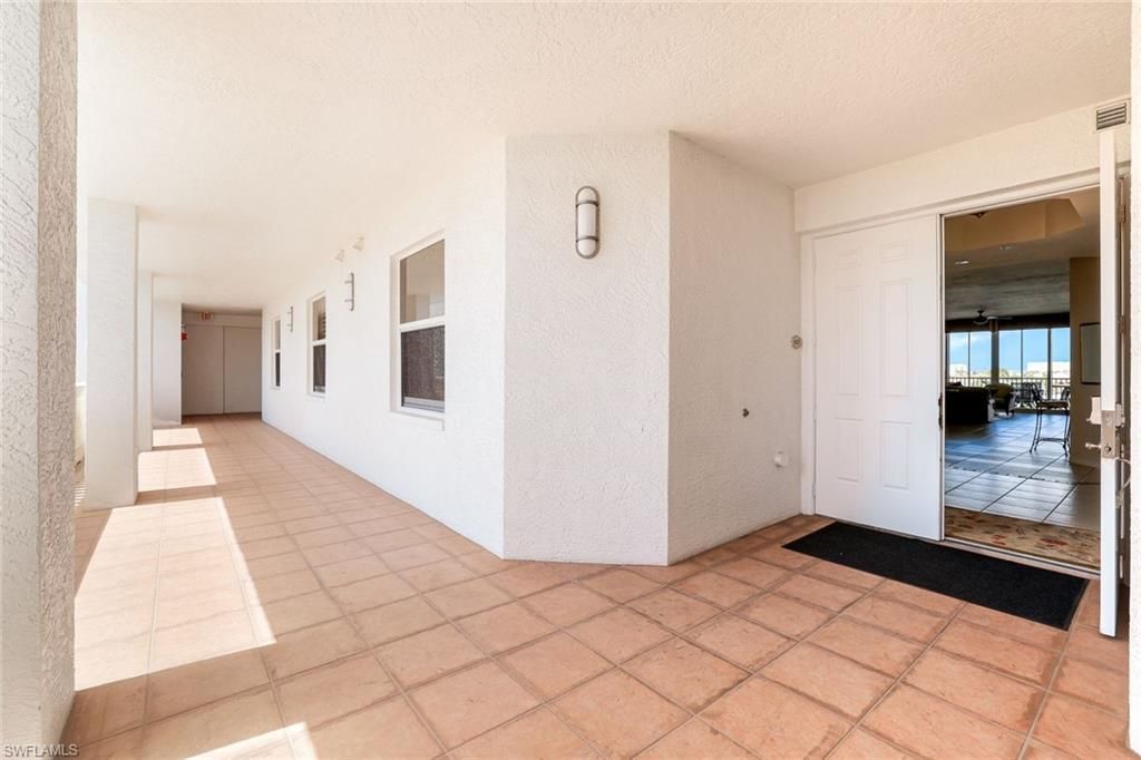 410 Flagship Dr, Unit 603, Naples, FL 34108 Photo