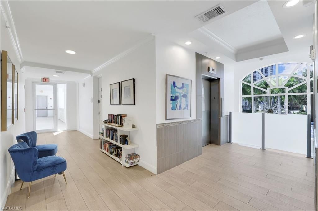 410 Flagship Dr, Unit 603, Naples, FL 34108 Photo