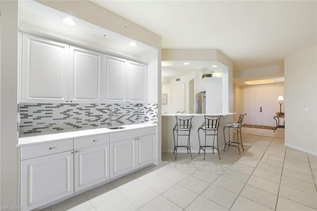 410 Flagship Dr, Unit 603, Naples, FL 34108 Photo
