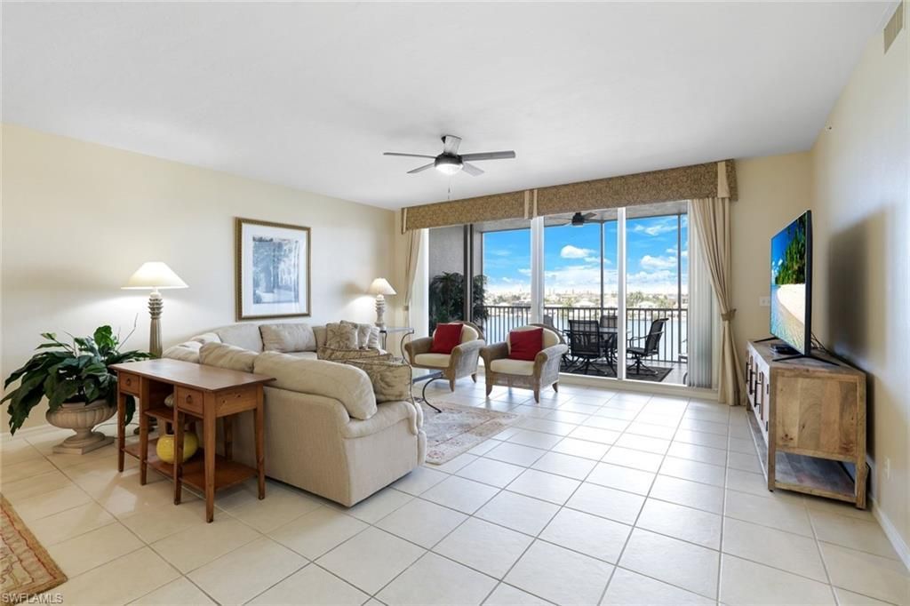 410 Flagship Dr, Unit 603, Naples, FL 34108 Photo