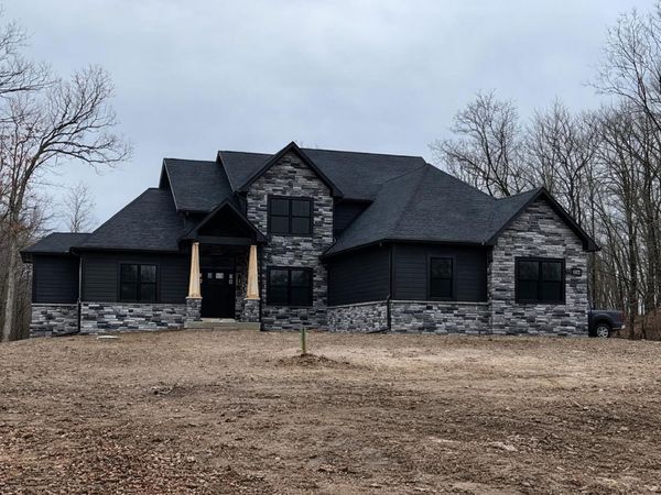 9939 White Tail Drive, Saline, MI 48176