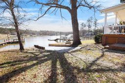 2466 Cottage Lane photo 4