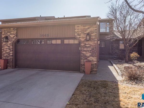 1445 S Westward Ho Pl, Sioux Falls, SD 57104