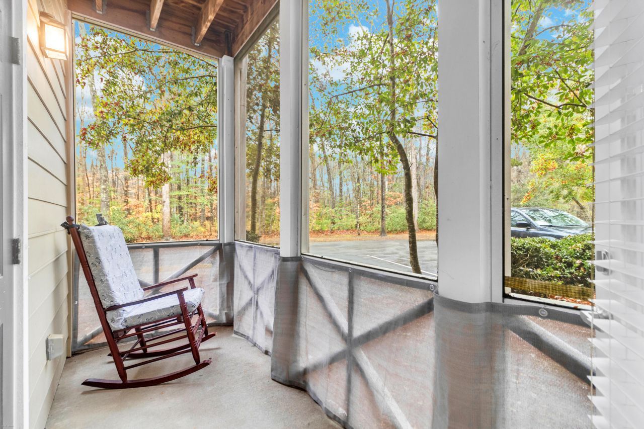 2611 Egret Crest Lane Photo 11