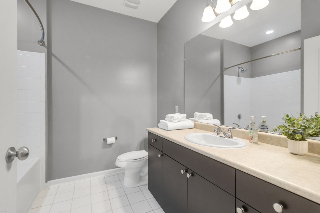 2611 Egret Crest Lane Photo 19