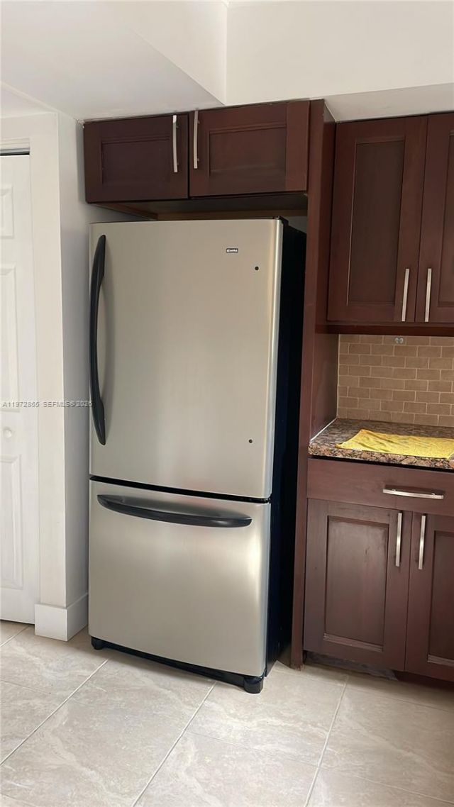 800 NE 199th St, Unit 105D, Miami, FL 33179 Photo