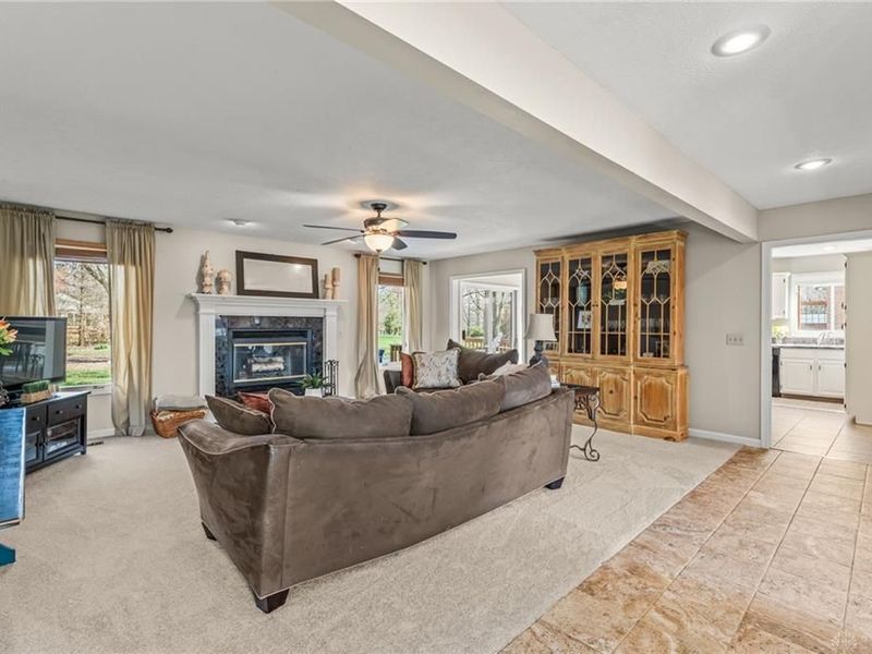 8638 Sycamore Trails Drive, Springboro, OH 45066 Photo 11