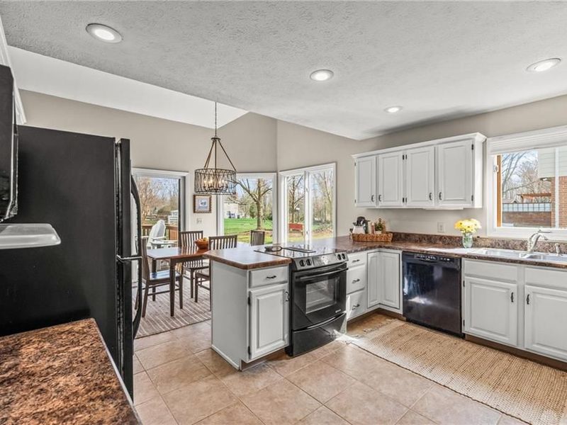 8638 Sycamore Trails Drive, Springboro, OH 45066 Photo 21