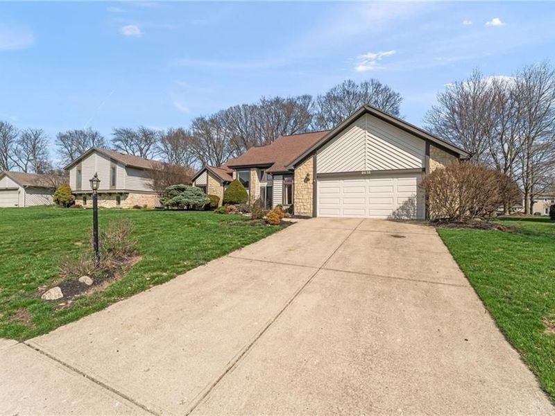 8638 Sycamore Trails Drive, Springboro, OH 45066 Photo 3