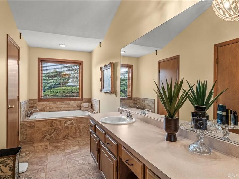 8638 Sycamore Trails Drive, Springboro, OH 45066 Photo 35