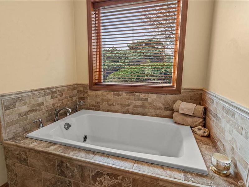 8638 Sycamore Trails Drive, Springboro, OH 45066 Photo 36