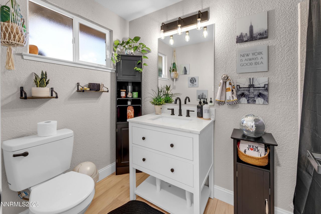 4220 Bismarck Drive, Reno, NV 89502 Photo