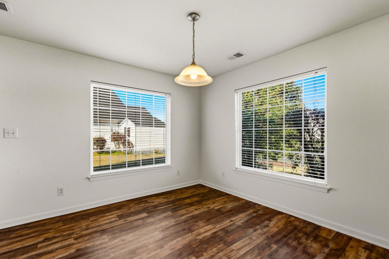 2020 Saltwater St. Photo 19