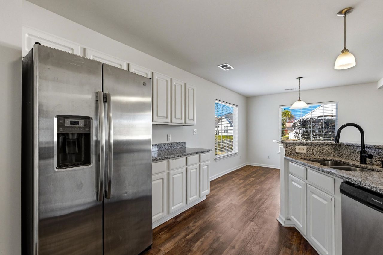 2020 Saltwater St. Photo 22