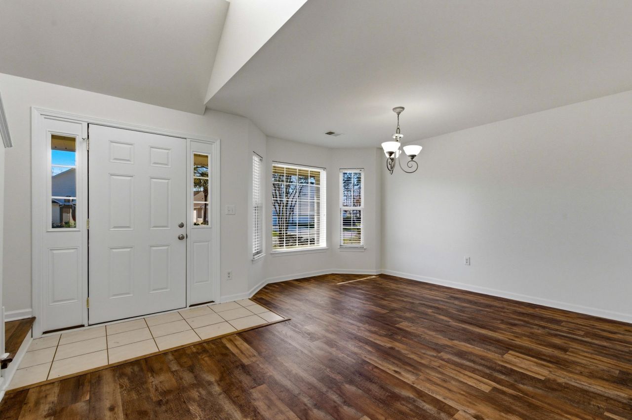 2020 Saltwater St. Photo 4