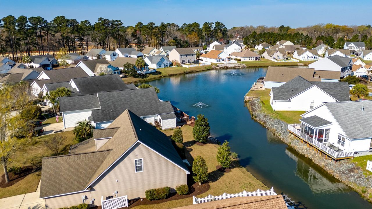 2020 Saltwater St. Photo 43