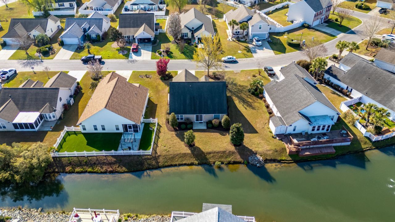 2020 Saltwater St. Photo 45