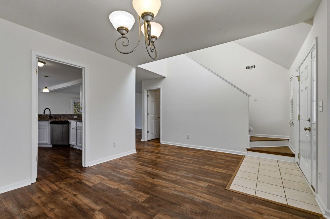 2020 Saltwater St. Photo 7