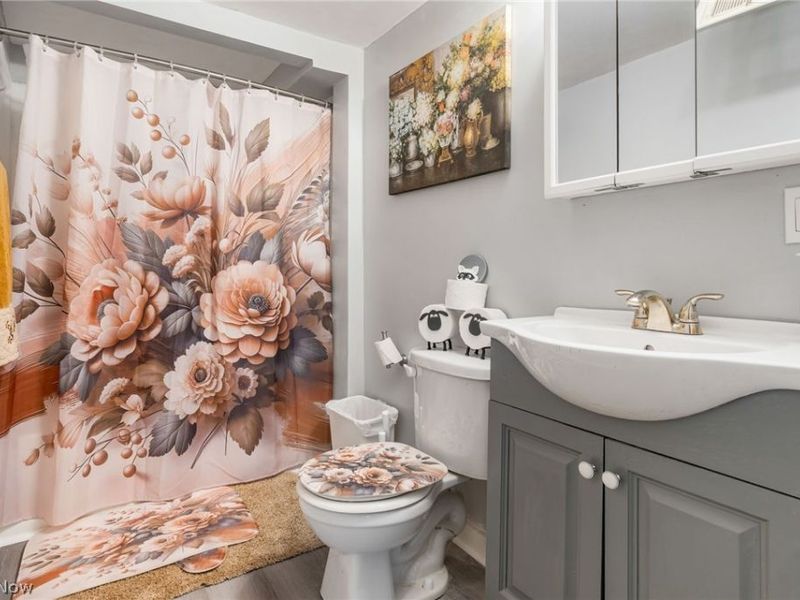 368 Jarvis Road , Akron, OH 44319 Photo 18