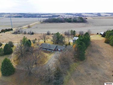 600 McKelvie Road , Lincoln, NE 68521